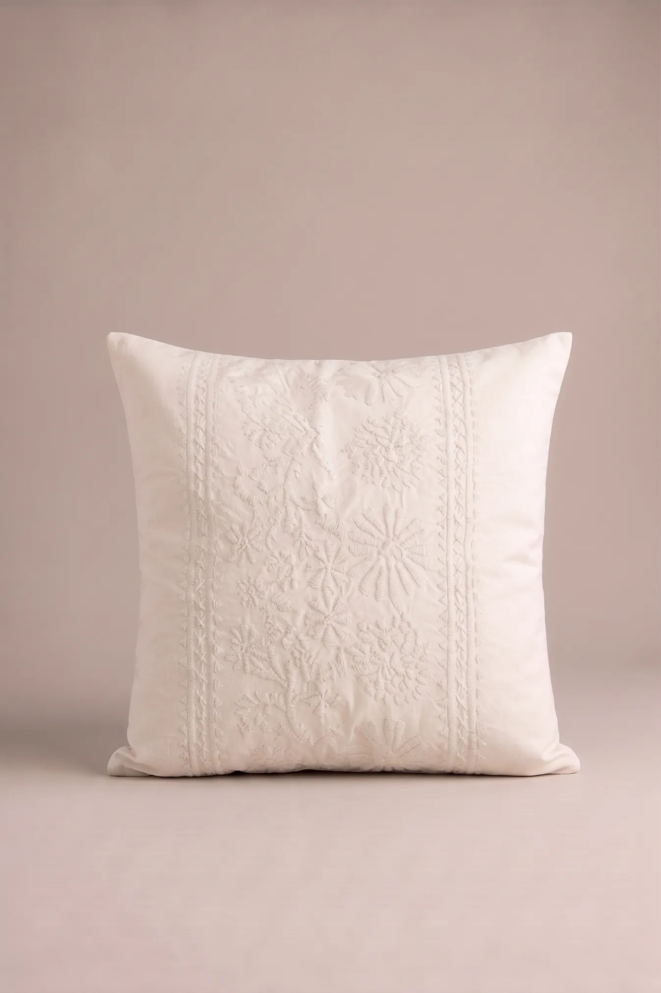 KARAM-02759-2 Funda Portuguesa - Natural - 60x60 - Imagen 1